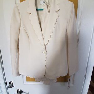 Le Suit 2 piece suit - Never Worn